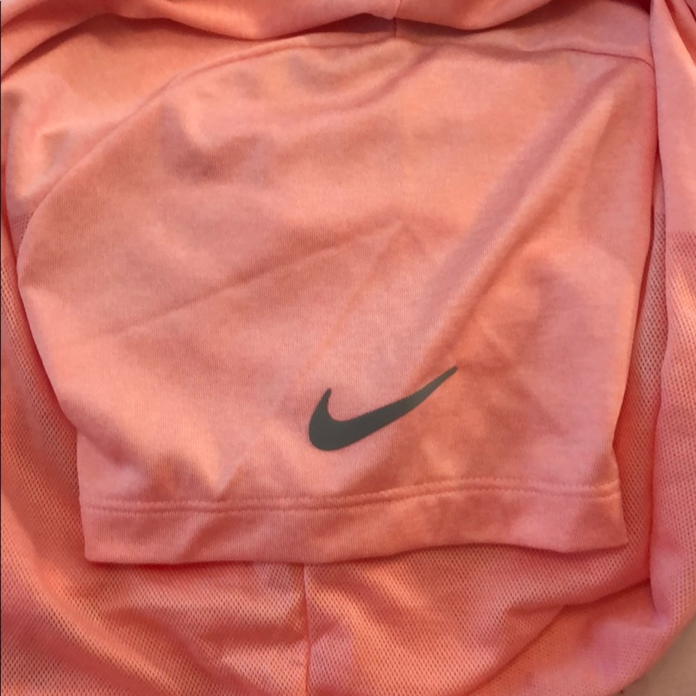 Nike Top - Picture 5 of 8